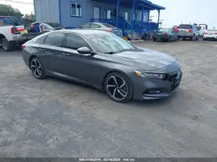 1HGCV1E32JA107782 2018 HONDA ACCORD