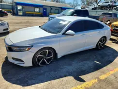 1HGCV1E32KA100834 2019 HONDA ACCORD