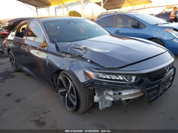1HGCV1E33JA184340 2018 HONDA ACCORD - Image 1