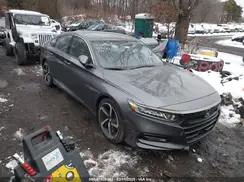 1HGCV1E33KA166924 2019 HONDA ACCORD