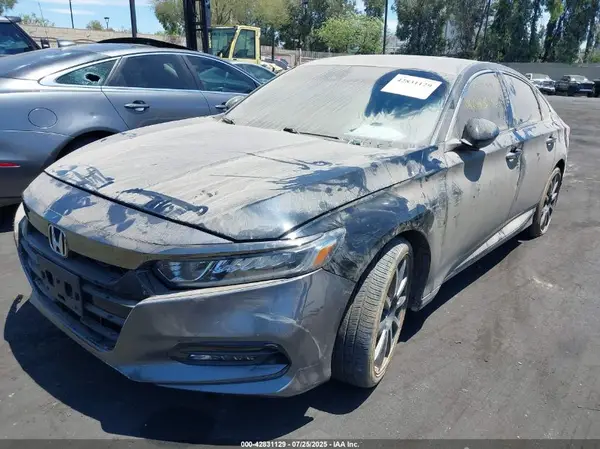 1HGCV1E35KA018743 2019 HONDA ACCORD - Image 2