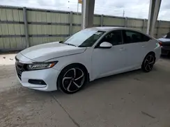 1HGCV1E36KA069152 2019 HONDA ACCORD
