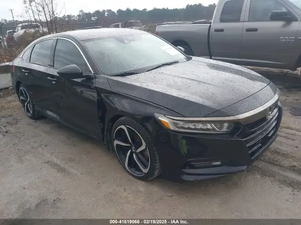 1HGCV1E37JA003708 2018 HONDA ACCORD - Image 1
