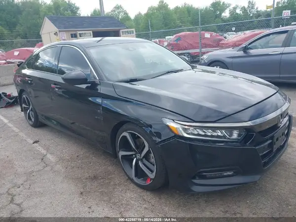 1HGCV1E37KA035642 2019 HONDA ACCORD - Image 1