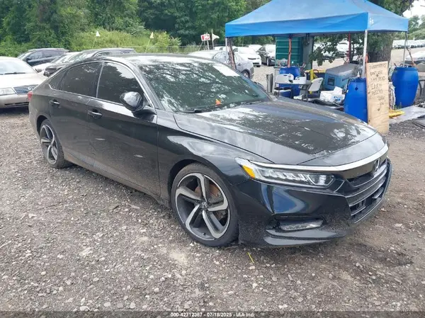 1HGCV1E37KA054319 2019 HONDA ACCORD - Image 1