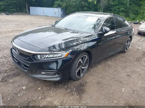 1HGCV1E37KA054319 2019 HONDA ACCORD - Image 2