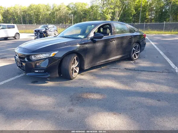 1HGCV1E38JA071175 2018 HONDA ACCORD - Image 2
