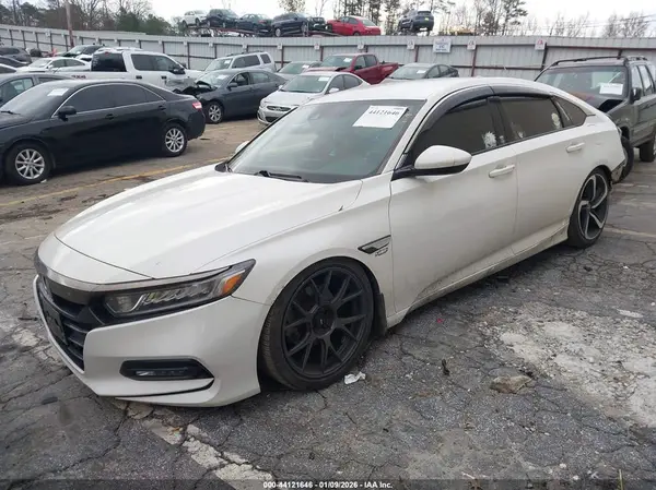 1HGCV1E38JA187122 2018 HONDA ACCORD - Image 2