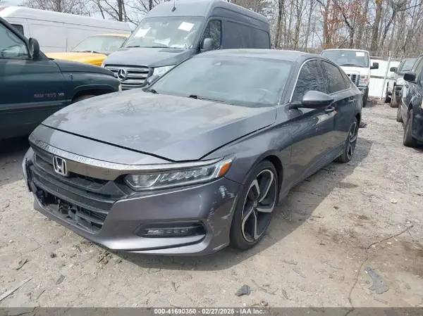 1HGCV1E39JA126183 2018 HONDA ACCORD - Image 2