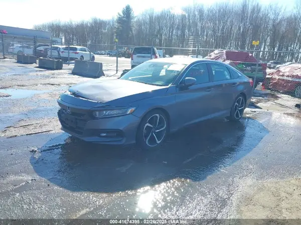 1HGCV1E3XJA184349 2018 HONDA ACCORD - Image 2