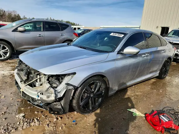 1HGCV1E3XJA221786 2018 HONDA ACCORD - Image 1