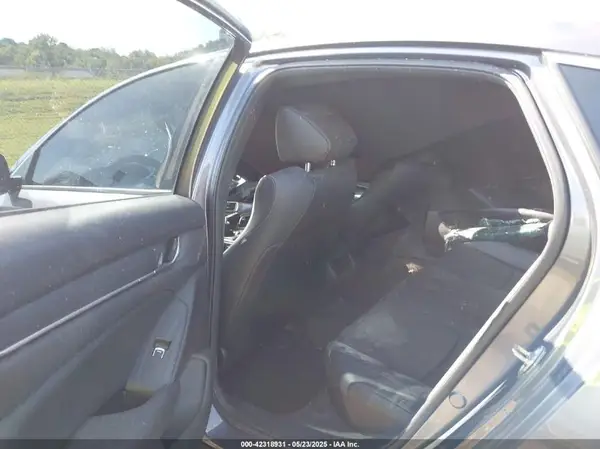 1HGCV1E3XKA166905 2019 HONDA ACCORD - Image 8