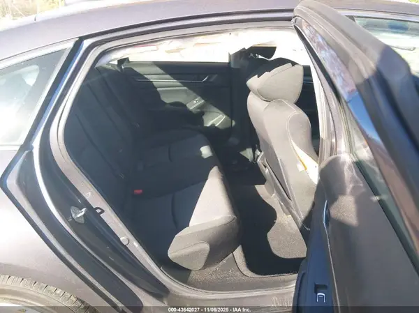 1HGCV1F10JA047840 2018 HONDA ACCORD - Image 8