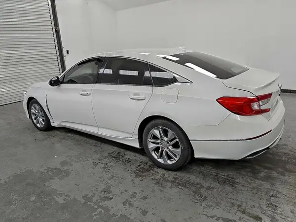 1HGCV1F10JA078084 2018 HONDA ACCORD - Image 2