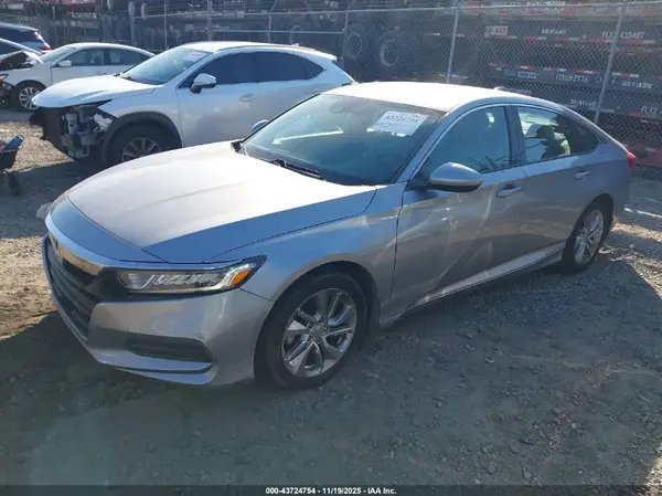 1HGCV1F10JA084984 2018 HONDA ACCORD - Image 2