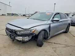 1HGCV1F10JA095886 2018 HONDA ACCORD