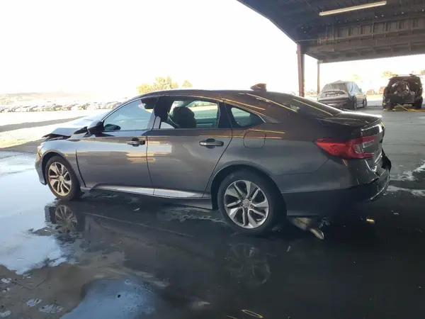 1HGCV1F10JA095936 2018 HONDA ACCORD - Image 2