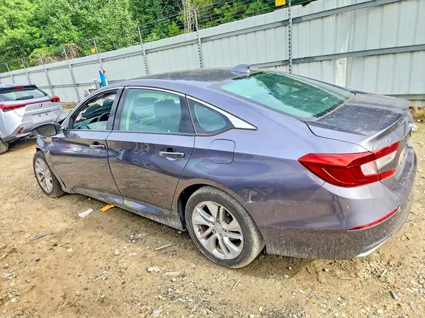 1HGCV1F10JA117840 2018 HONDA ACCORD - Image 2