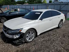 1HGCV1F10JA123301 2018 HONDA ACCORD