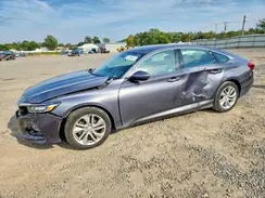 1HGCV1F10JA127932 2018 HONDA ACCORD