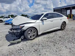 1HGCV1F10JA131625 2018 HONDA ACCORD