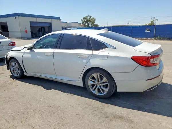 1HGCV1F10JA139529 2018 HONDA ACCORD - Image 2