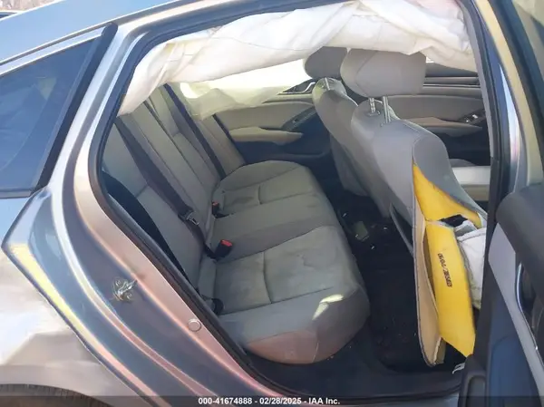 1HGCV1F10JA194837 2018 HONDA ACCORD - Image 8