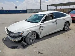 1HGCV1F10JA199746 2018 HONDA ACCORD