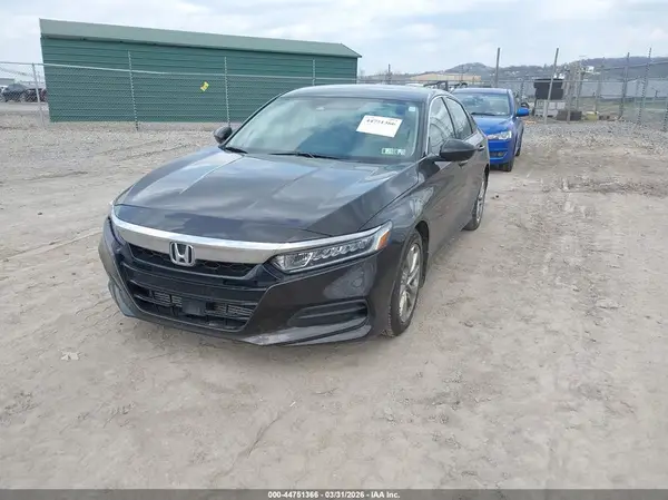 1HGCV1F10JA200801 2018 HONDA ACCORD - Image 2