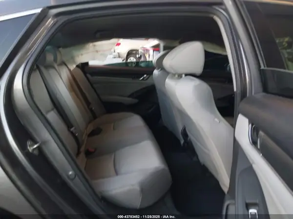 1HGCV1F10JA215962 2018 HONDA ACCORD - Image 8