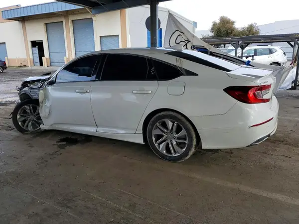 1HGCV1F10JA232230 2018 HONDA ACCORD - Image 2
