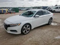 1HGCV1F10JA237685 2018 HONDA ACCORD