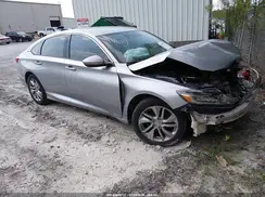 1HGCV1F10JA238061 2018 HONDA ACCORD