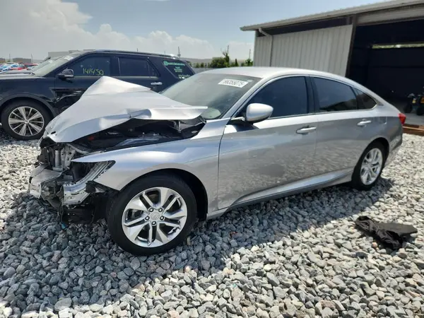 1HGCV1F10JA246726 2018 HONDA ACCORD - Image 1