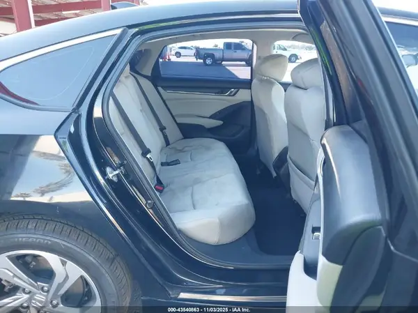 1HGCV1F10JA257936 2018 HONDA ACCORD - Image 8