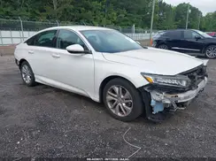 1HGCV1F10JA260254 2018 HONDA ACCORD