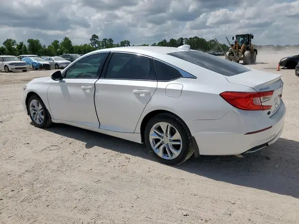 1HGCV1F10JA260349 2018 HONDA ACCORD - Image 2