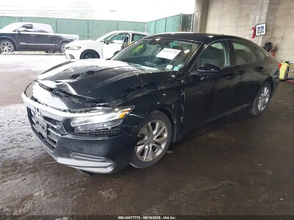 1HGCV1F10JA263381 2018 HONDA ACCORD - Image 2