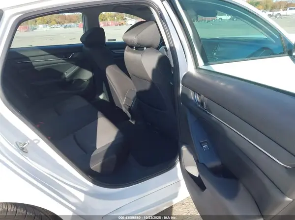 1HGCV1F10KA003743 2019 HONDA ACCORD - Image 8