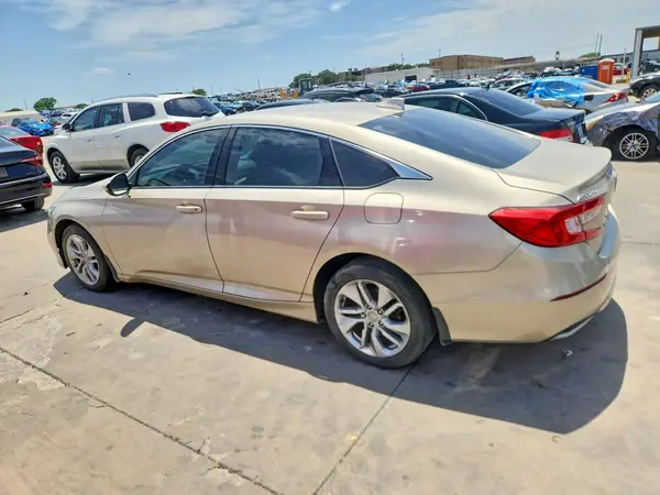 1HGCV1F10KA025919 2019 HONDA ACCORD - Image 2