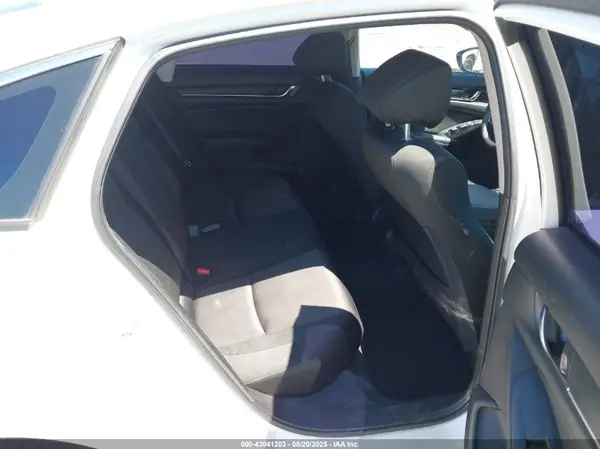 1HGCV1F10KA042963 2019 HONDA ACCORD - Image 8