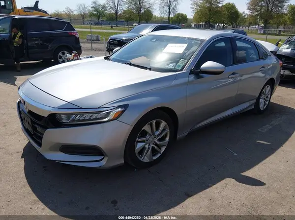 1HGCV1F10KA061223 2019 HONDA ACCORD - Image 2