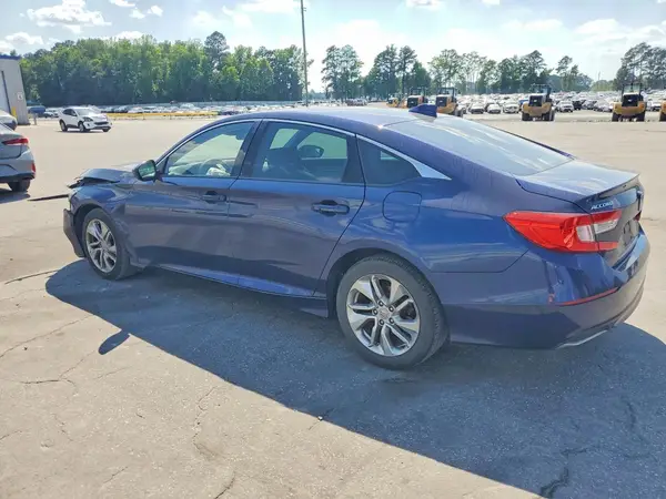 1HGCV1F10KA068026 2019 HONDA ACCORD - Image 2