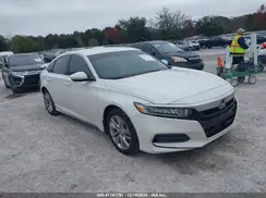 1HGCV1F10KA084565 2019 HONDA ACCORD