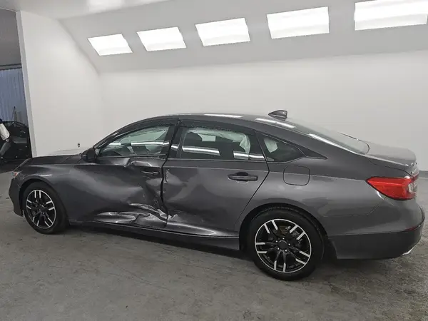 1HGCV1F10KA106046 2019 HONDA ACCORD - Image 2