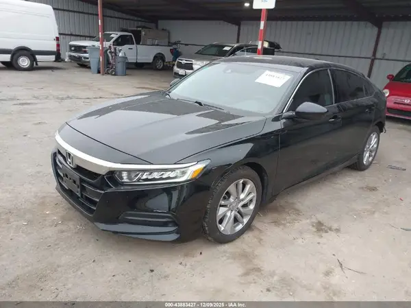 1HGCV1F10KA138396 2019 HONDA ACCORD - Image 2