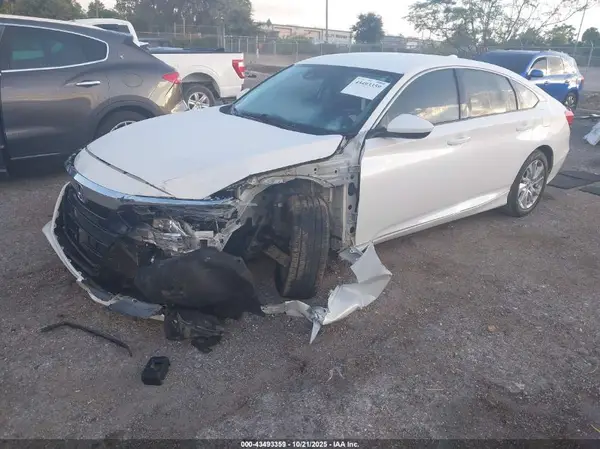1HGCV1F10KA155800 2019 HONDA ACCORD - Image 2
