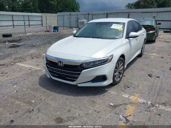 1HGCV1F10NA078642 2022 HONDA ACCORD - Image 2