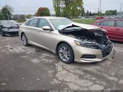 1HGCV1F11JA004432 2018 HONDA ACCORD