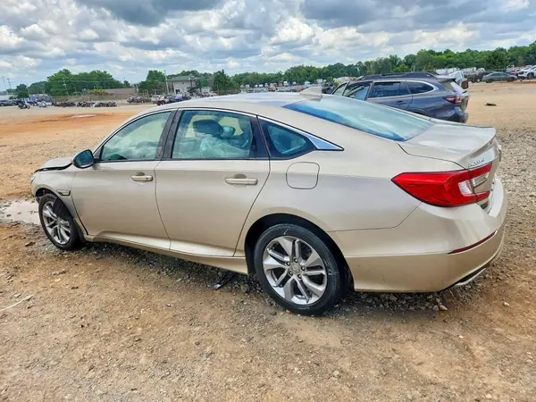 1HGCV1F11JA016760 2018 HONDA ACCORD - Image 2